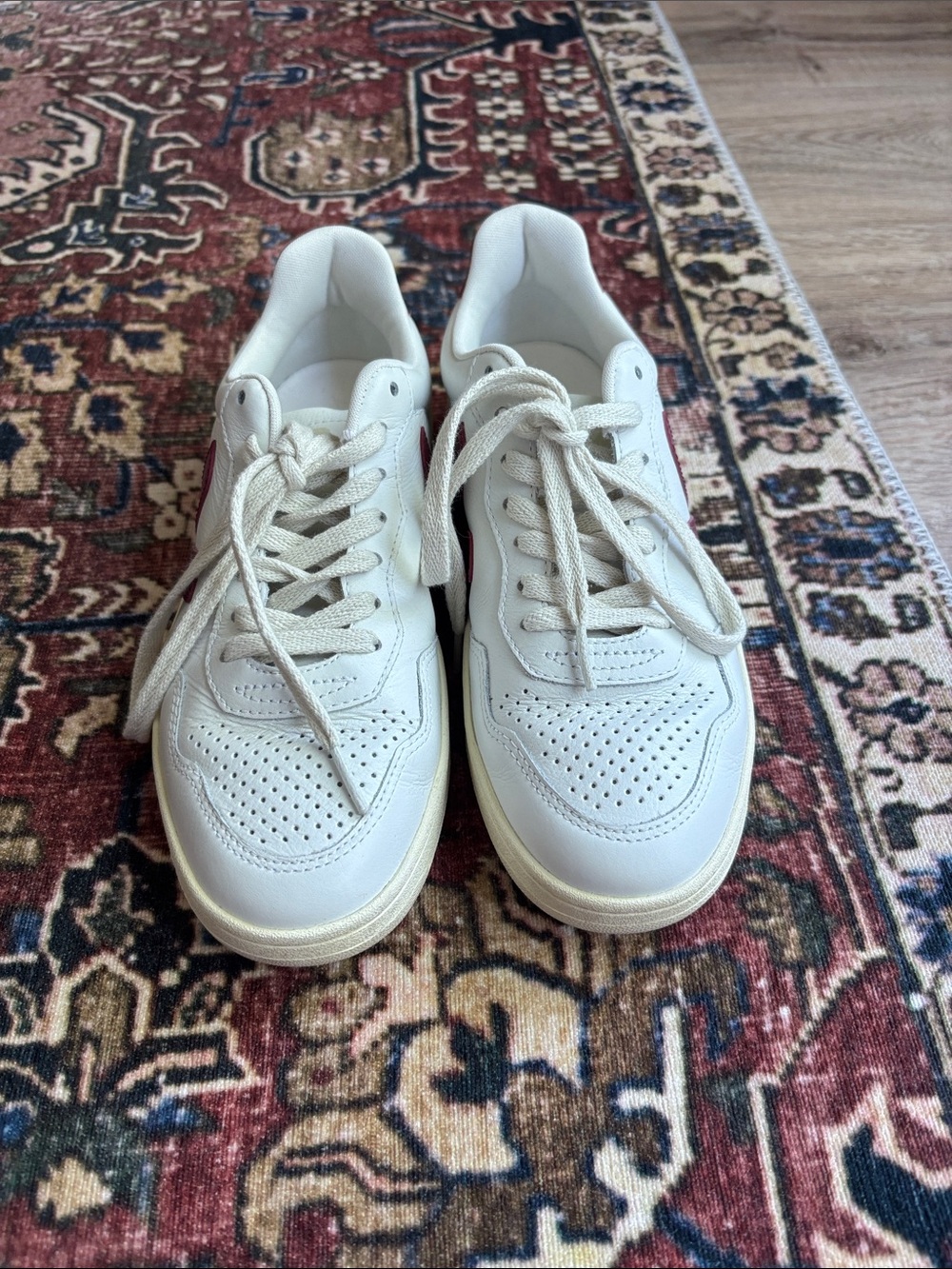 Veja V-90 White Leather Sneakers with Burgundy 'V' Accent - Picture 2 of 6